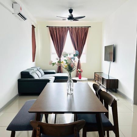 Ureshii Homestay Ladang Tanjung Kuala Terengganu With Pool Eksteriør bilde
