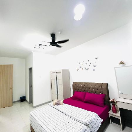 Ureshii Homestay Ladang Tanjung Kuala Terengganu With Pool Eksteriør bilde