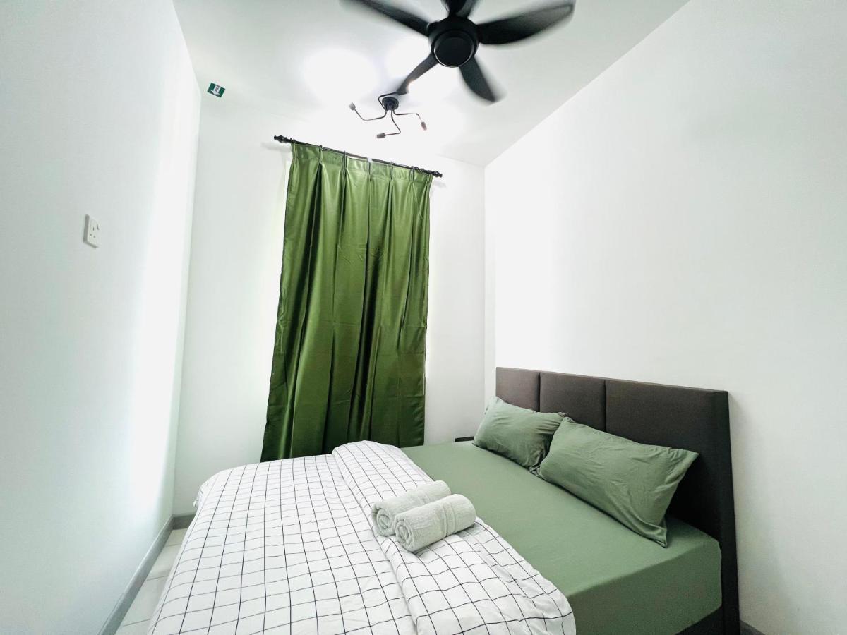 Ureshii Homestay Ladang Tanjung Kuala Terengganu With Pool Eksteriør bilde