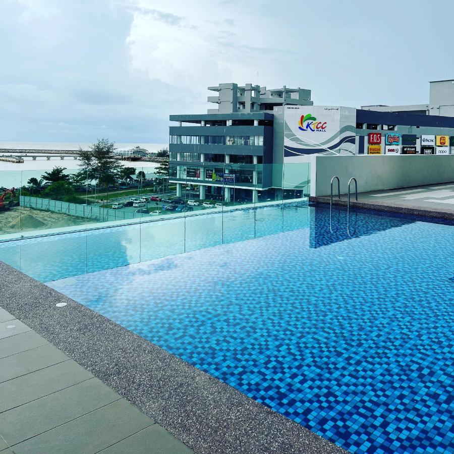 Ureshii Homestay Ladang Tanjung Kuala Terengganu With Pool Eksteriør bilde