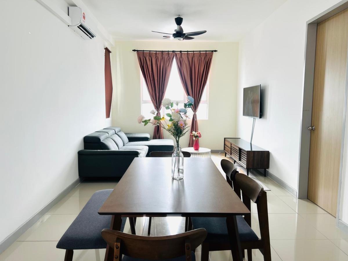 Ureshii Homestay Ladang Tanjung Kuala Terengganu With Pool Eksteriør bilde